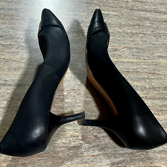 Coach Zuma pointy leather kitten heels - Picture 14 of 16